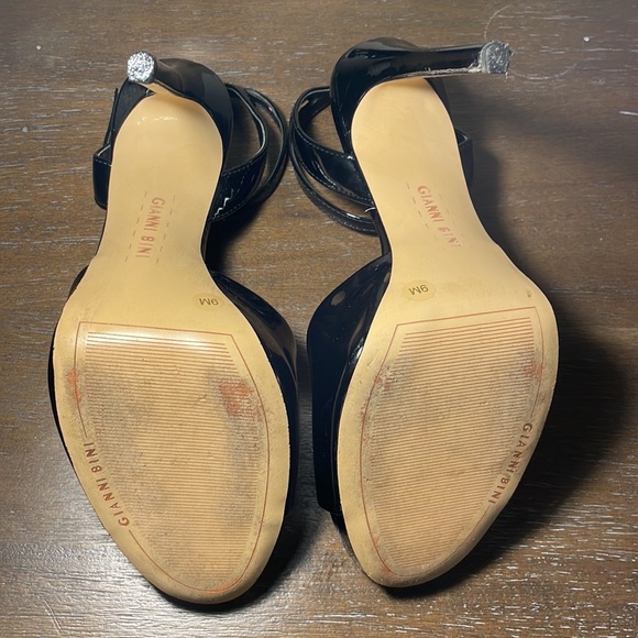 Black Giani Bini opened toe heels - Picture 4 of 4